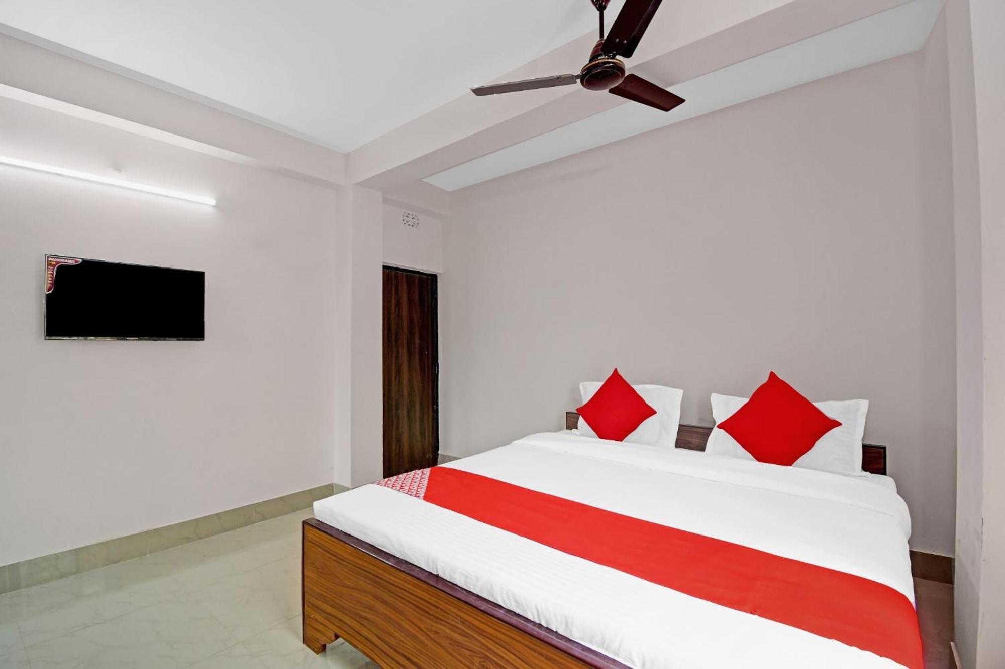 Super Hotel O Grand Eden Calcutta Buitenkant foto