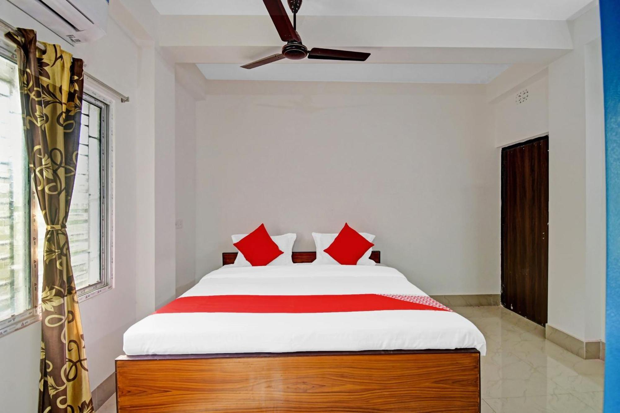 Super Hotel O Grand Eden Calcutta Buitenkant foto