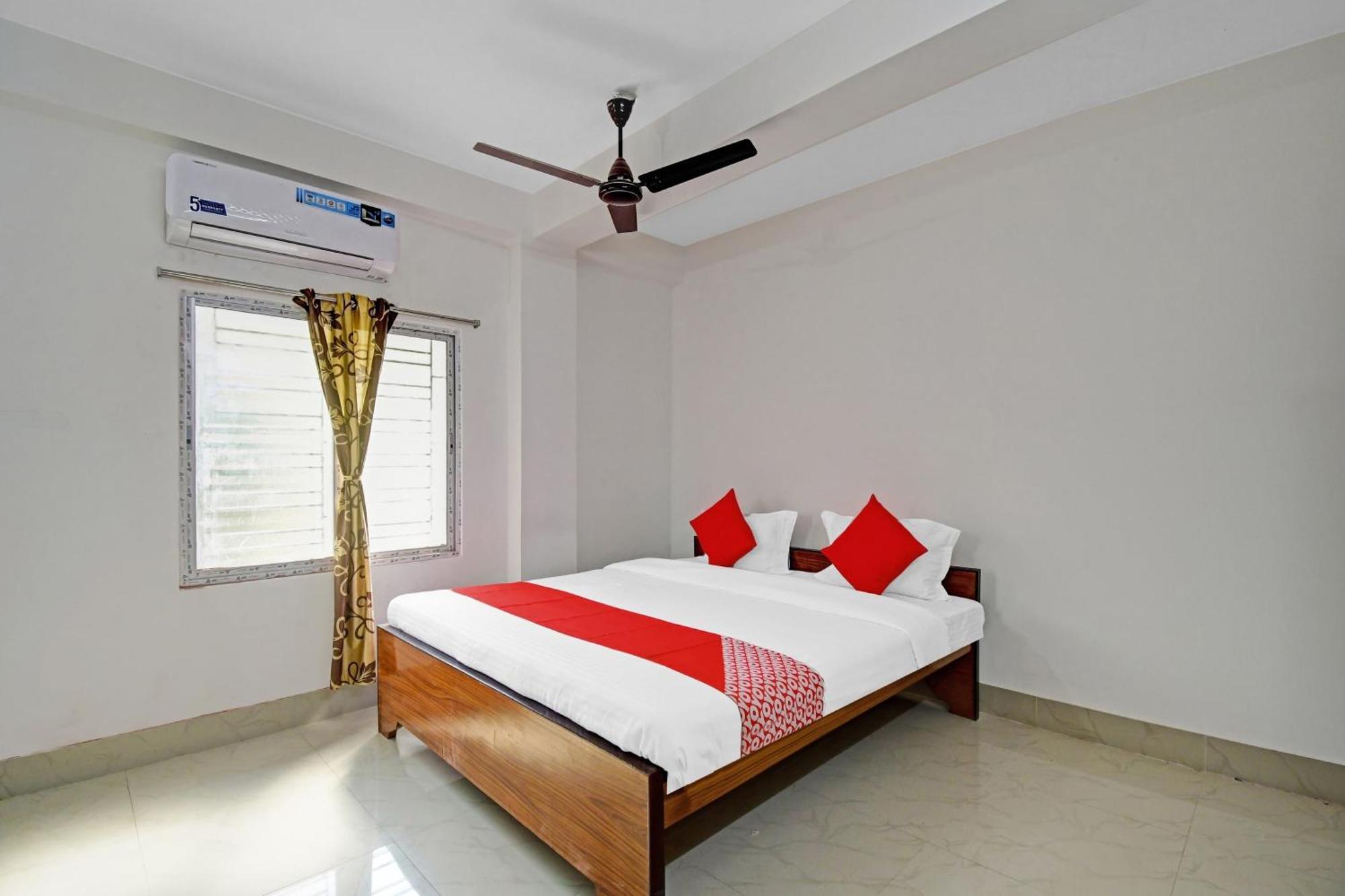Super Hotel O Grand Eden Calcutta Buitenkant foto