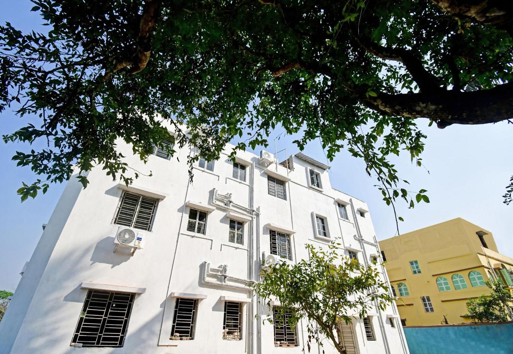 Super Hotel O Grand Eden Calcutta Buitenkant foto