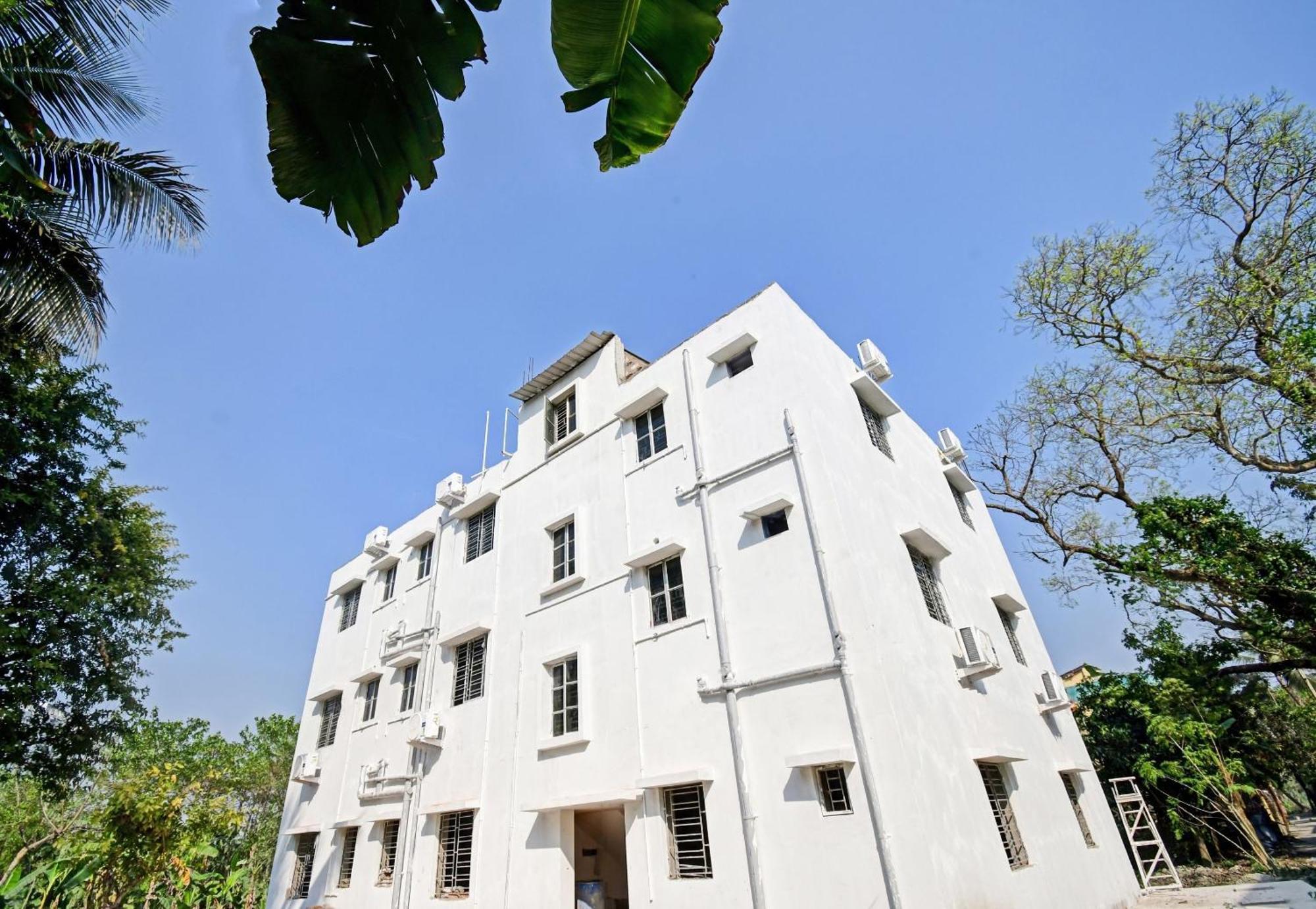 Super Hotel O Grand Eden Calcutta Buitenkant foto