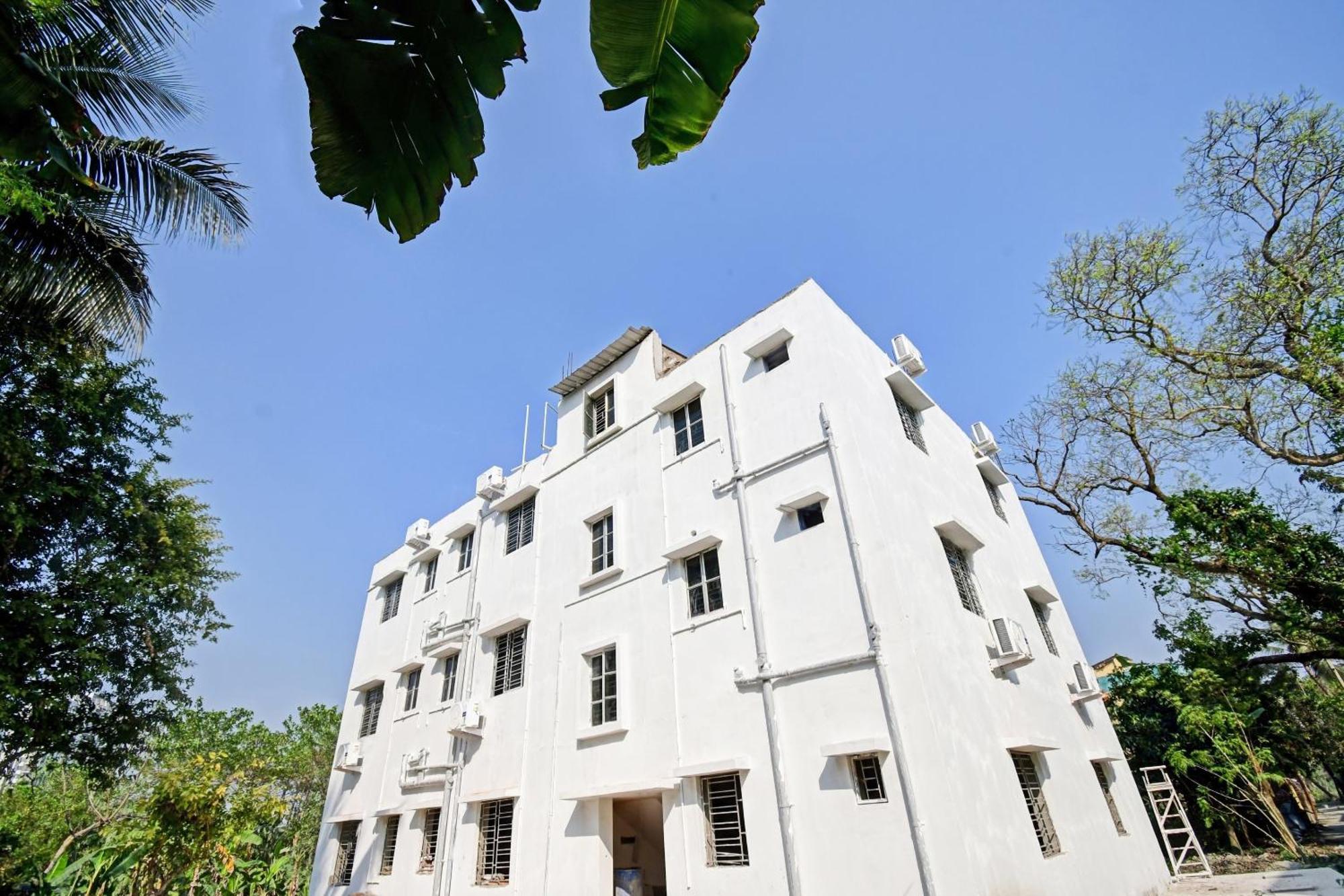 Super Hotel O Grand Eden Calcutta Buitenkant foto