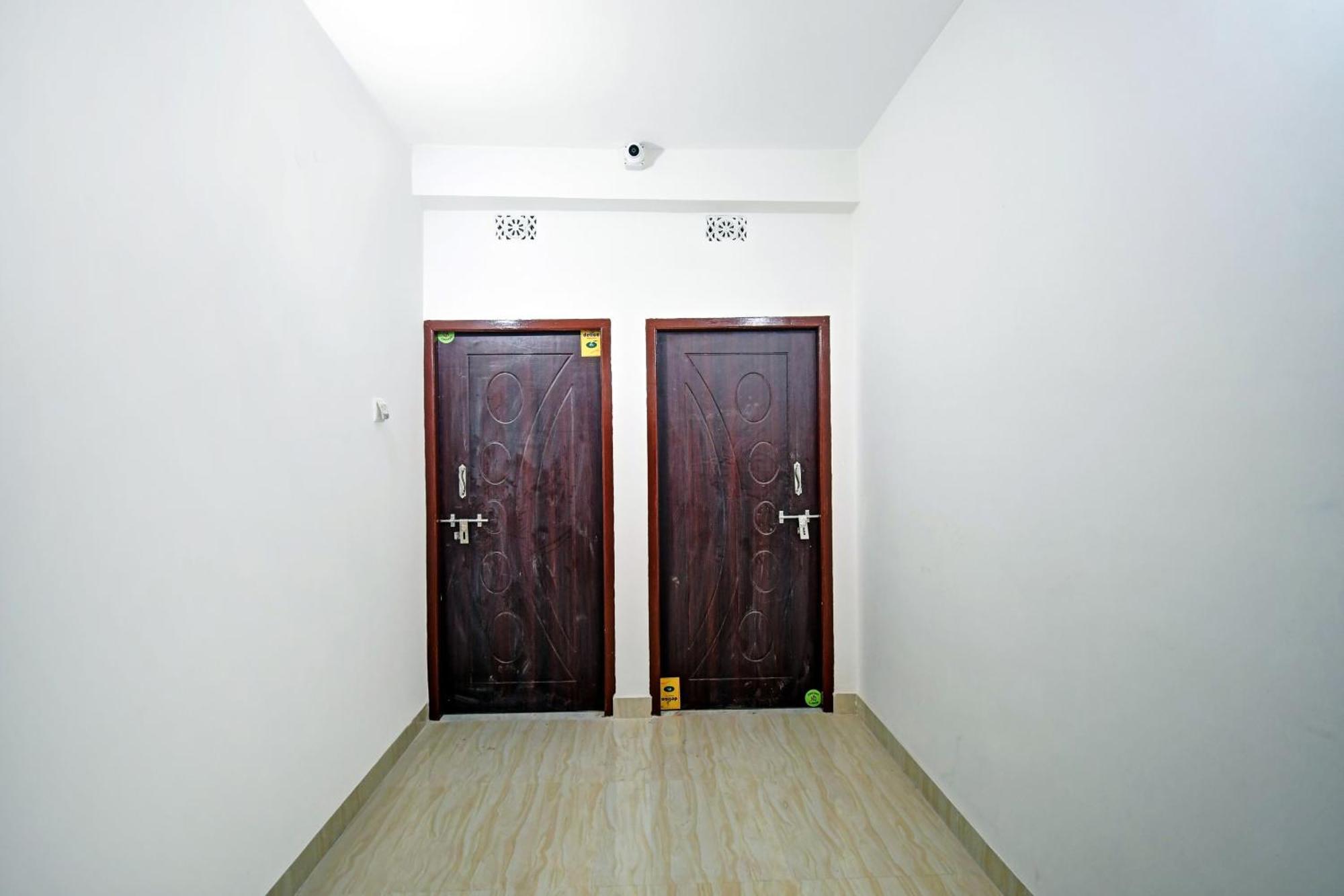 Super Hotel O Grand Eden Calcutta Buitenkant foto